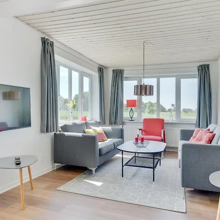 Iina - 13km From The Sea By Interhome